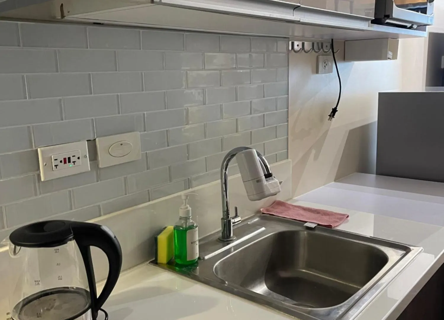 Aparthotel Destina, 100Mbps At Air Residences, Makati, Metromanila, Netflix