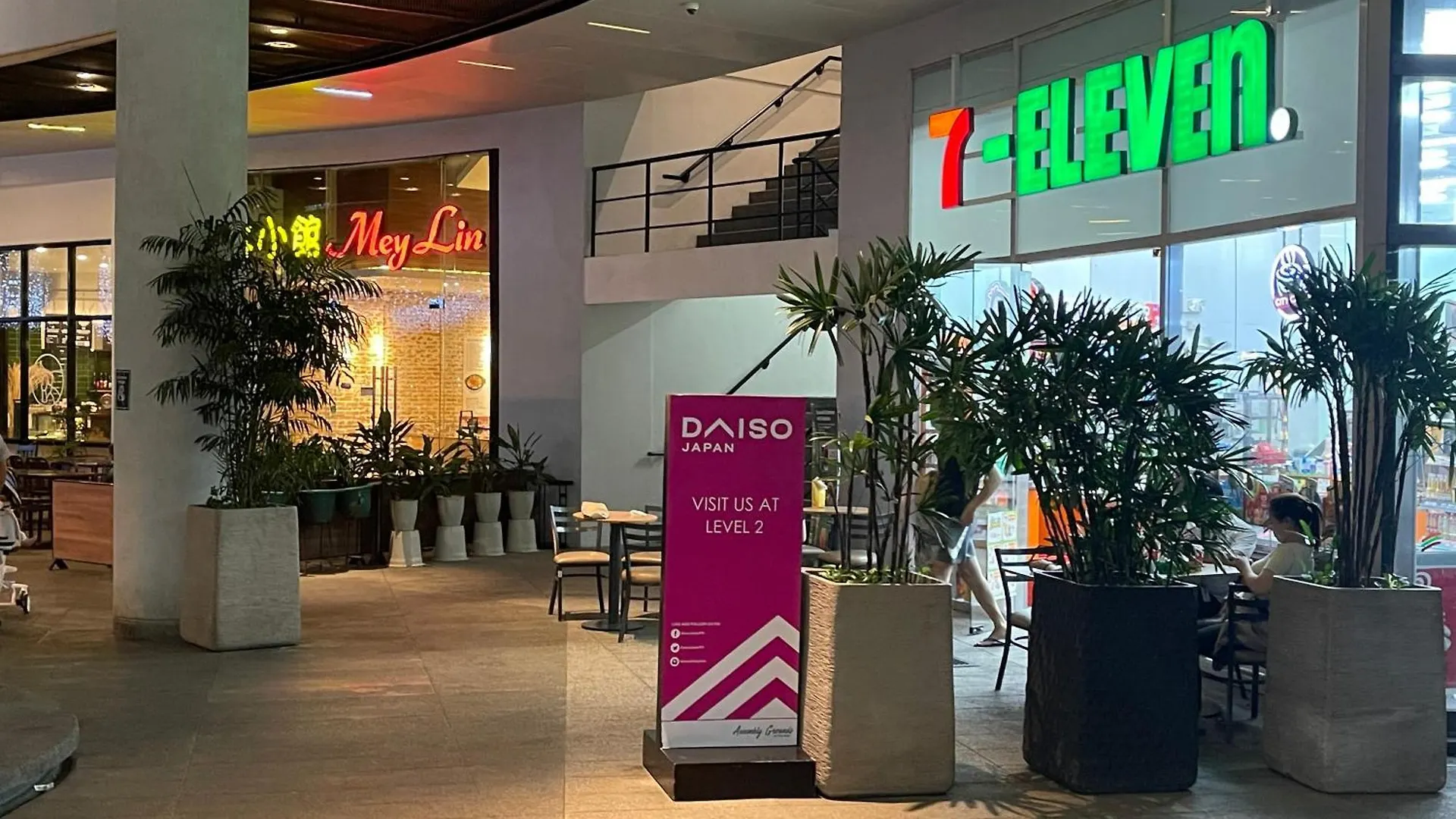 Destina, 100Mbps At Air Residences, Makati, Metromanila, Netflix Aparthotel Manilla